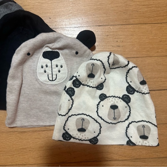 Gerber Set of 5 Cotton Hats size 0-6 Months Bears, Stripes Solid Black, White - Picture 5 of 6